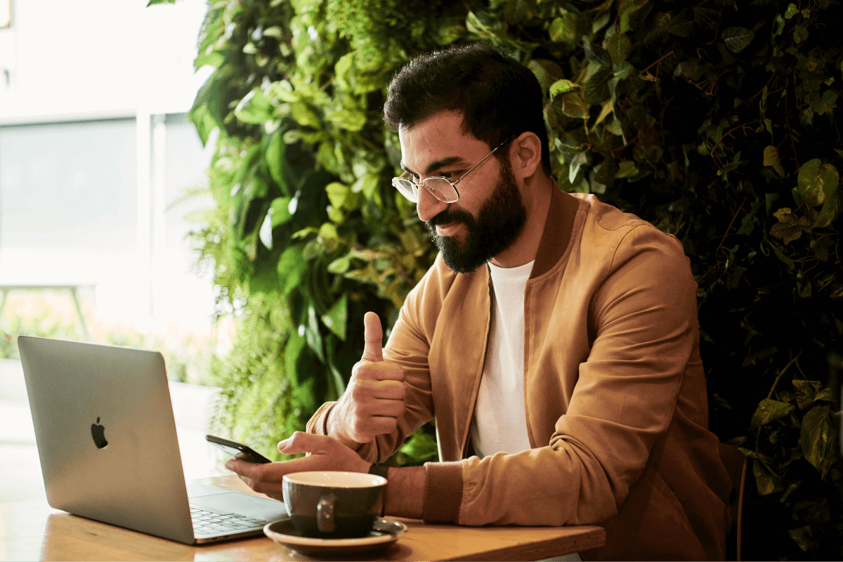 Why Turn Your Side Hustle Into a Full-Time Business